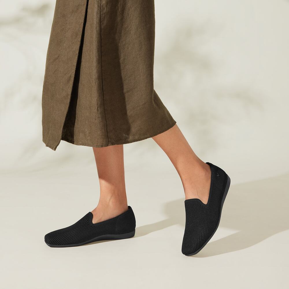 Vivaia Samantha Walker Water Repellent Comfort Elegant Casual Black Loafers 7.5